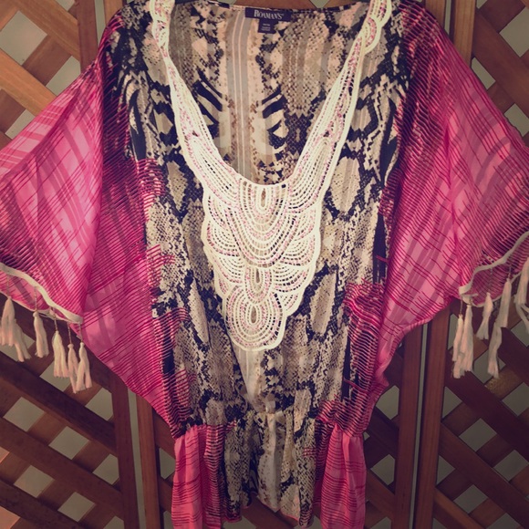 Beautiful Snakeprint Blouse or Swimsuit cover - Picture 2 of 8